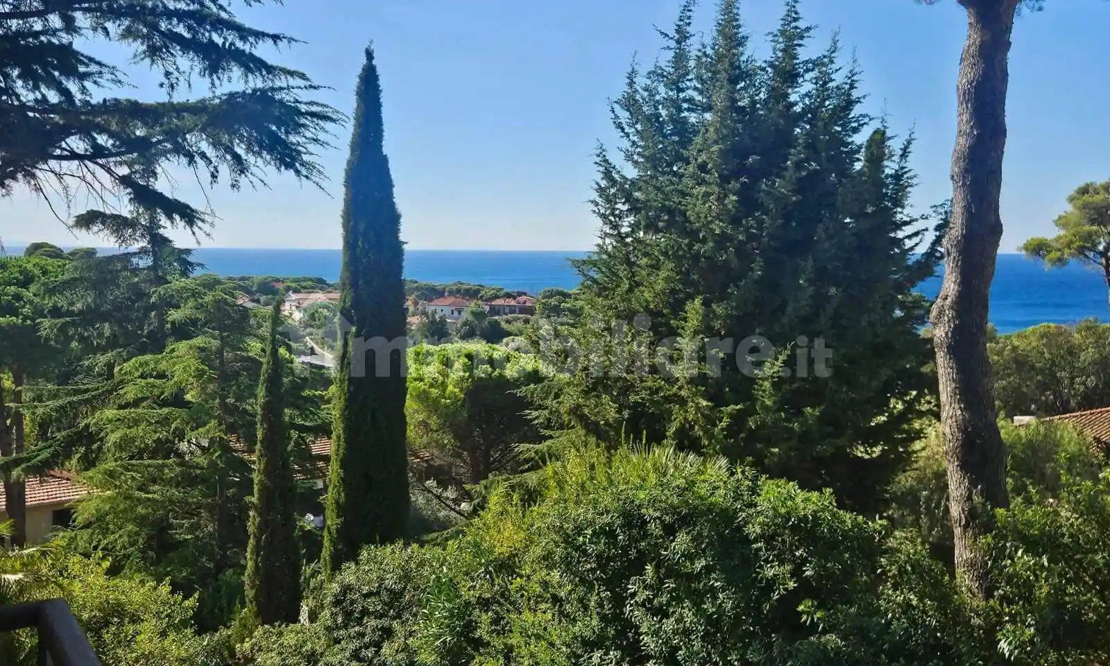 Appartamento in vendita a Livorno