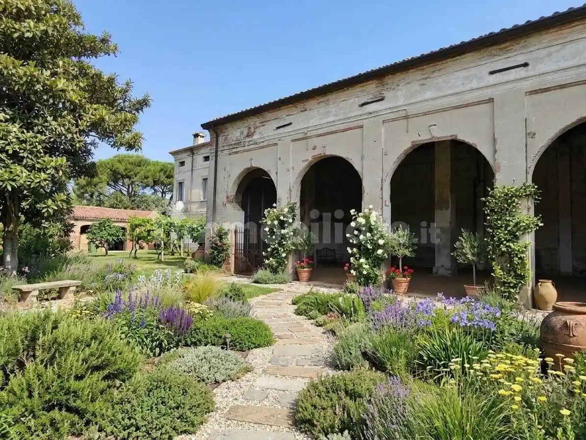 Rustico - Casale in vendita a Pegognaga