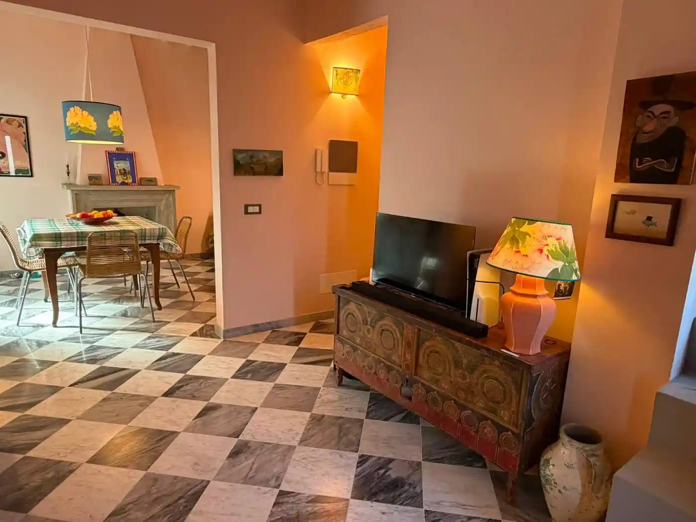 Casa indipendente in affitto a Viareggio
