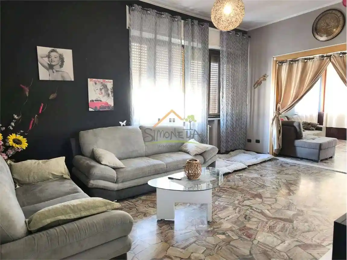 Appartamento in vendita a Bellinzago Novarese