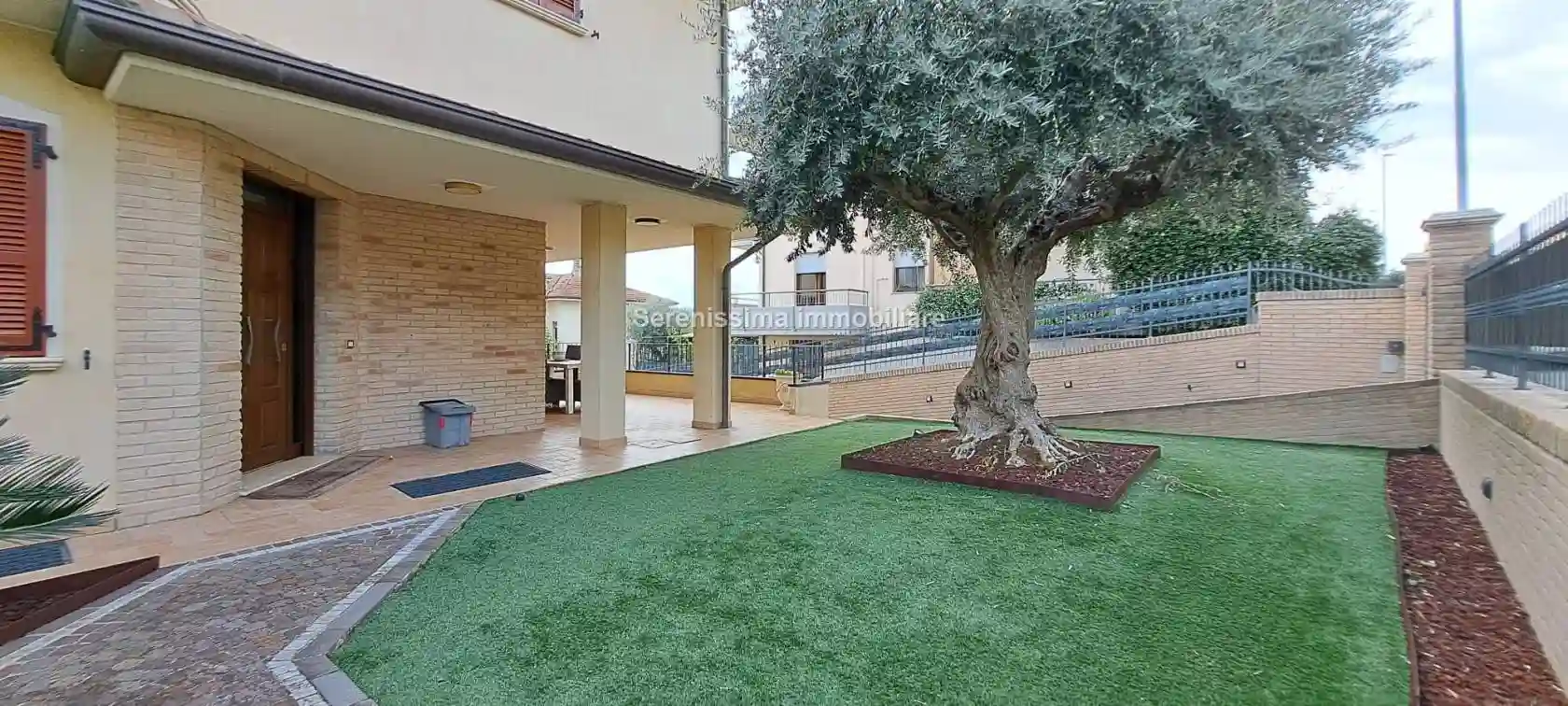 Villetta a schiera - foto 2