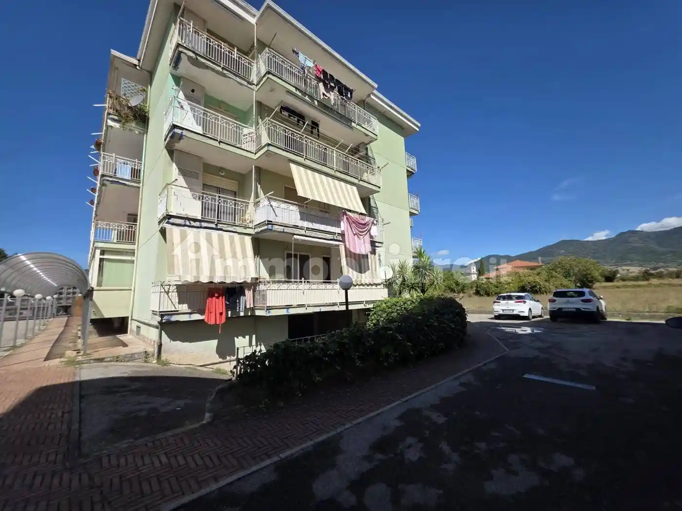 Appartamento in vendita a Montecorvino Rovella