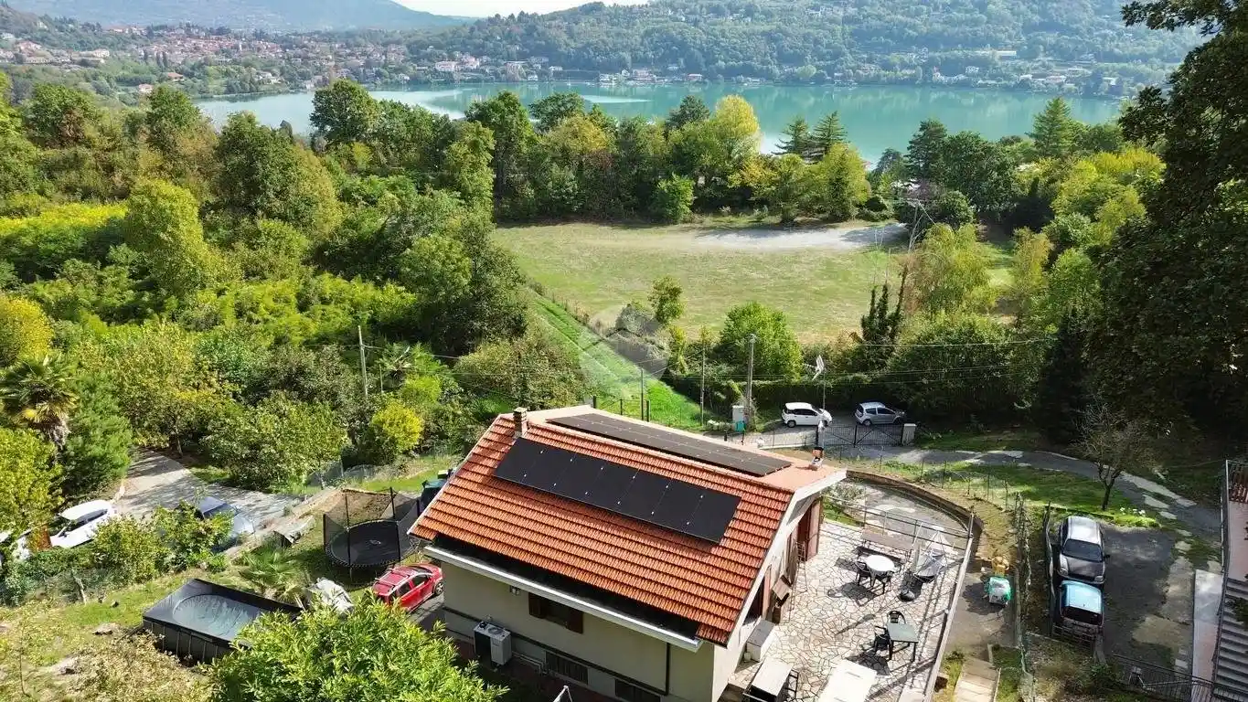 Villa in vendita a Avigliana