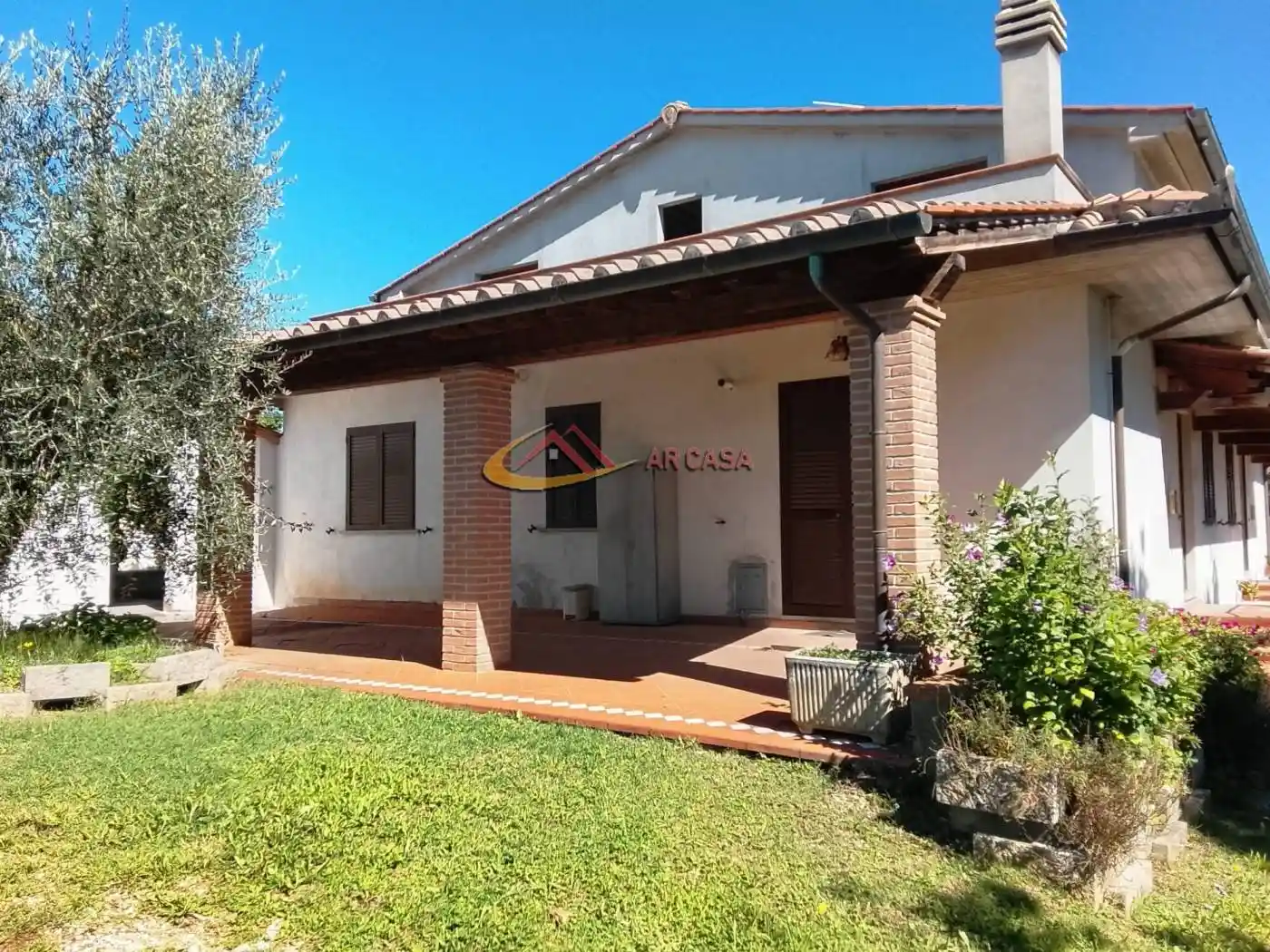 Casa indipendente in vendita a Arezzo