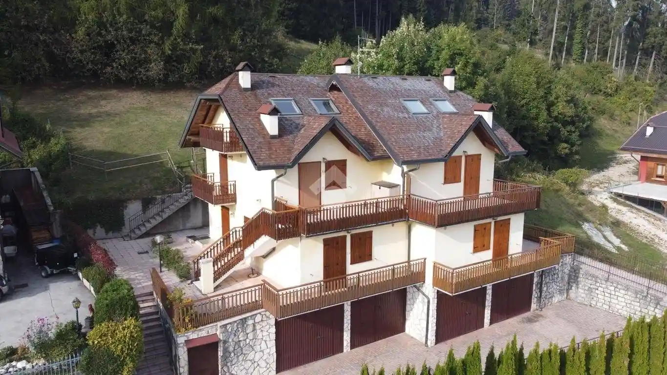 Appartamento in vendita a Roana