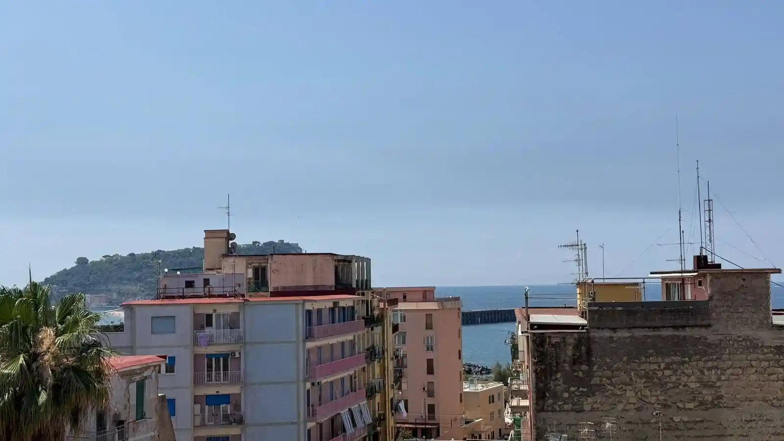 Appartamento in affitto a Napoli