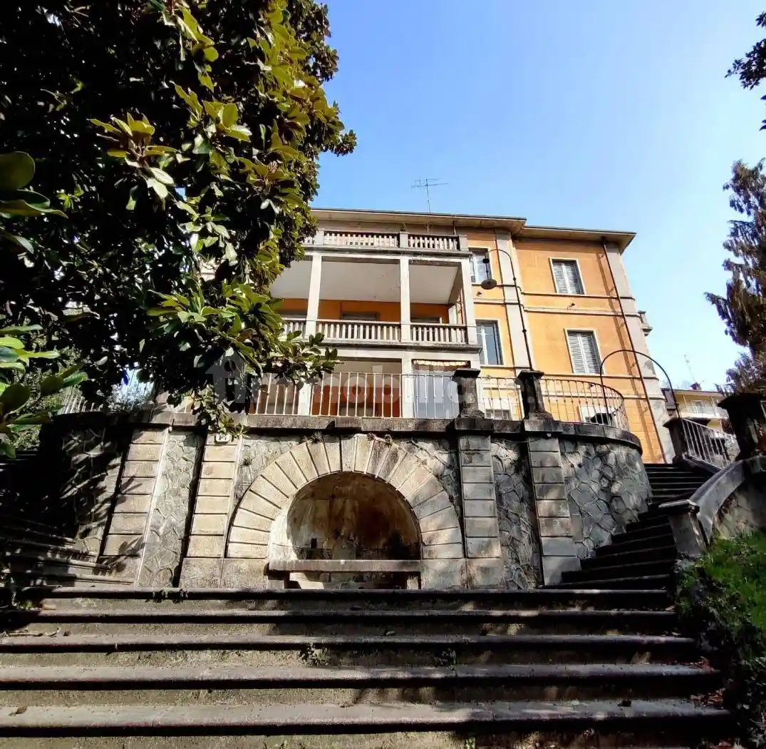 Villa in vendita a Perosa Argentina
