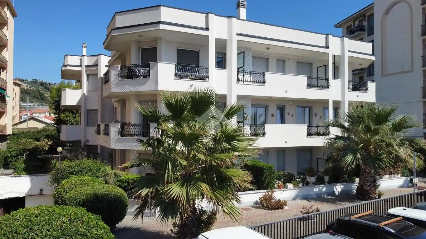 Appartamento in vendita a Vallecrosia