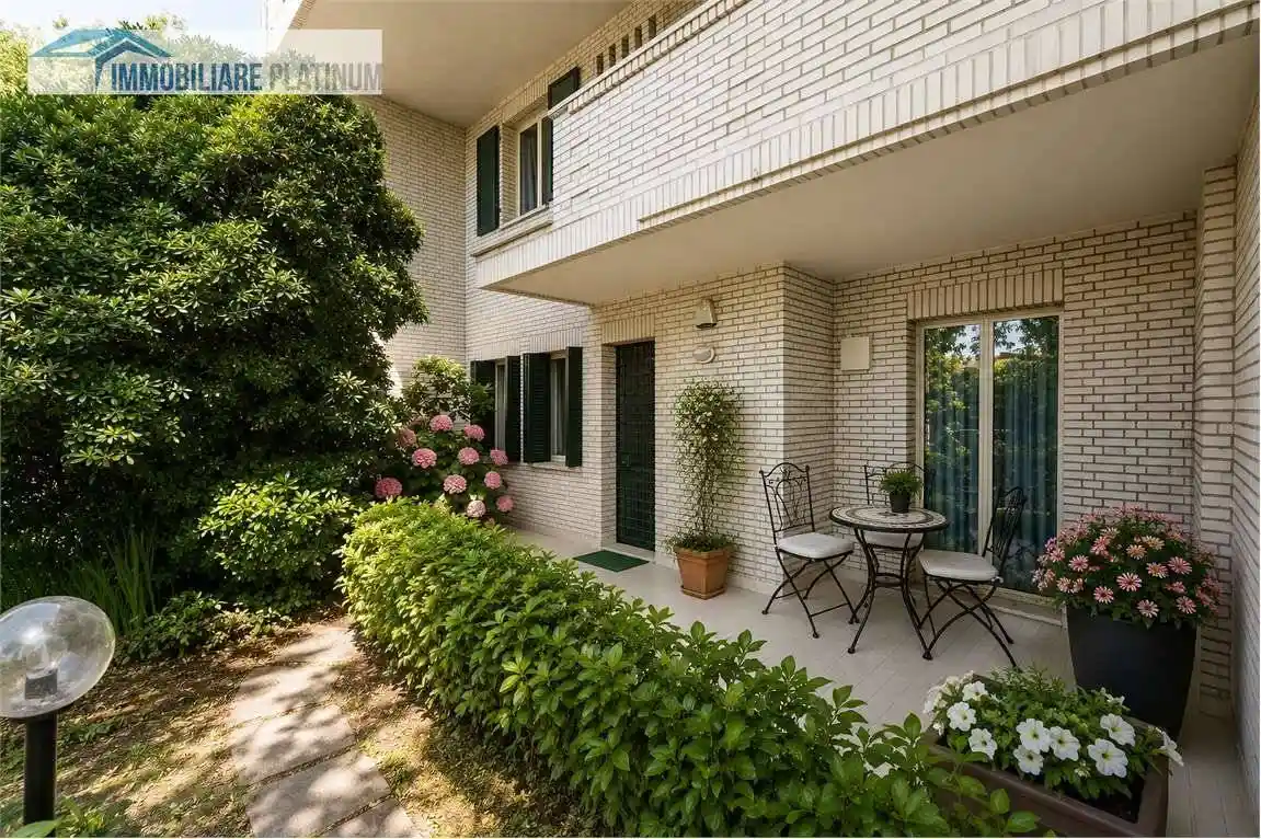 Villa in vendita a Cesano Maderno