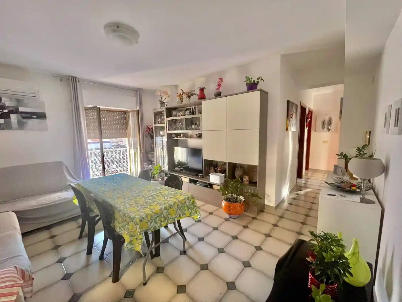 Appartamento in vendita a Santo Stefano di Camastra