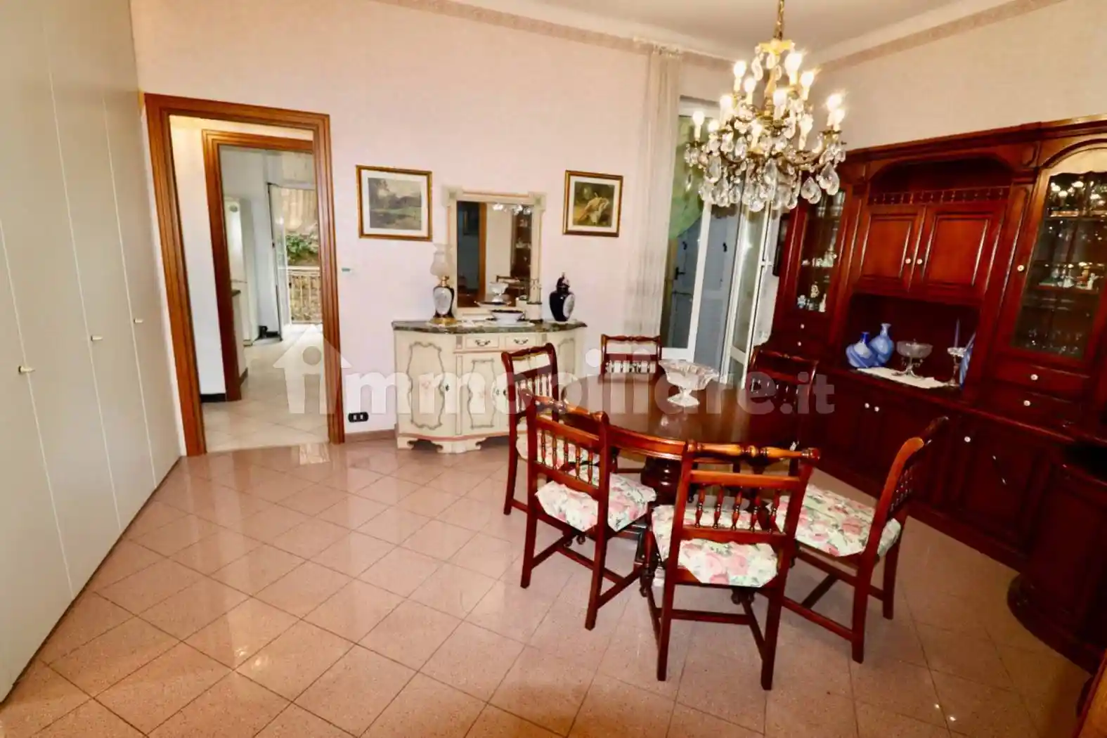 Appartamento in vendita a Genova
