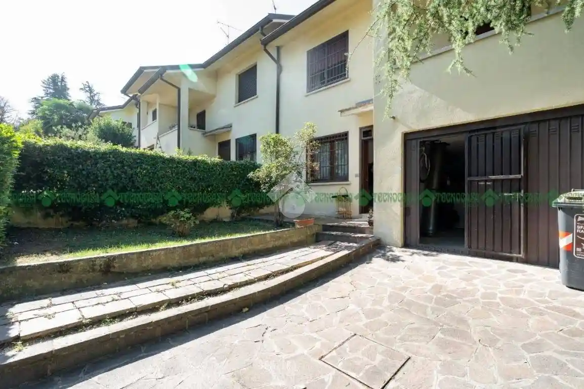 Villetta a schiera in vendita a Valsamoggia