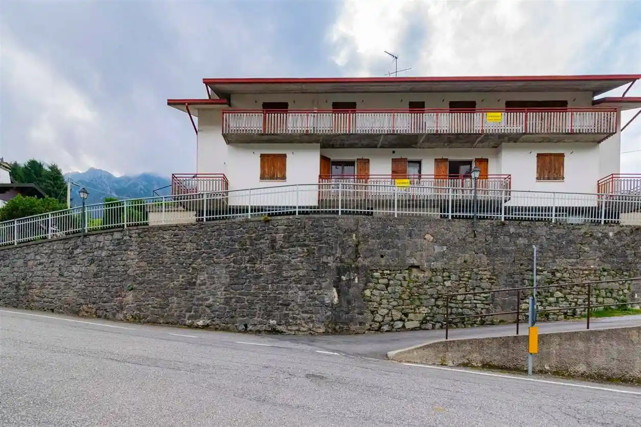 Appartamento in vendita a Serina