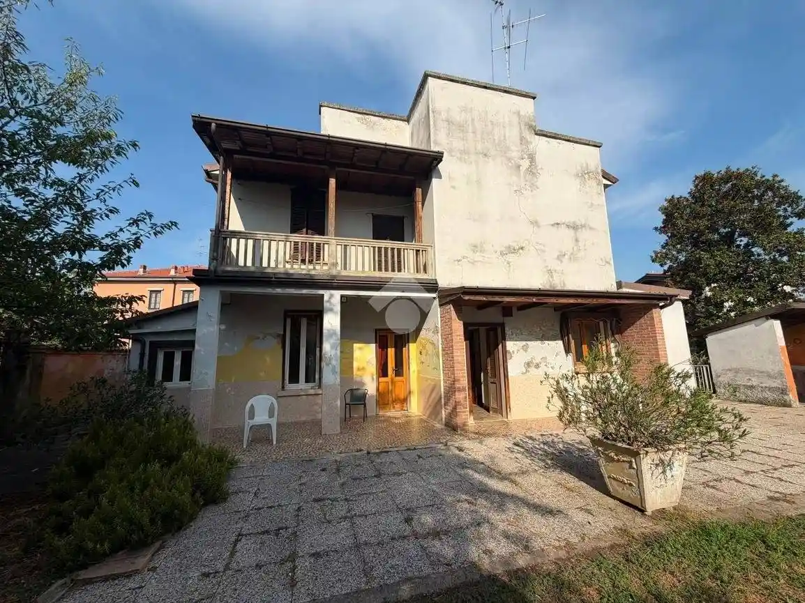Villa in vendita a Fara Gera d'Adda