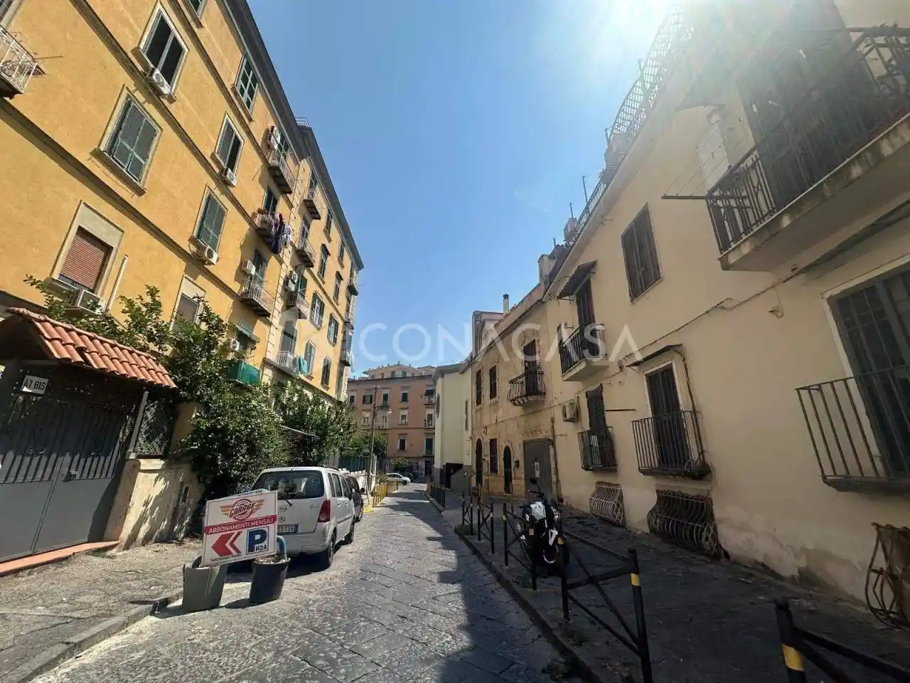 Appartamento in vendita a Napoli