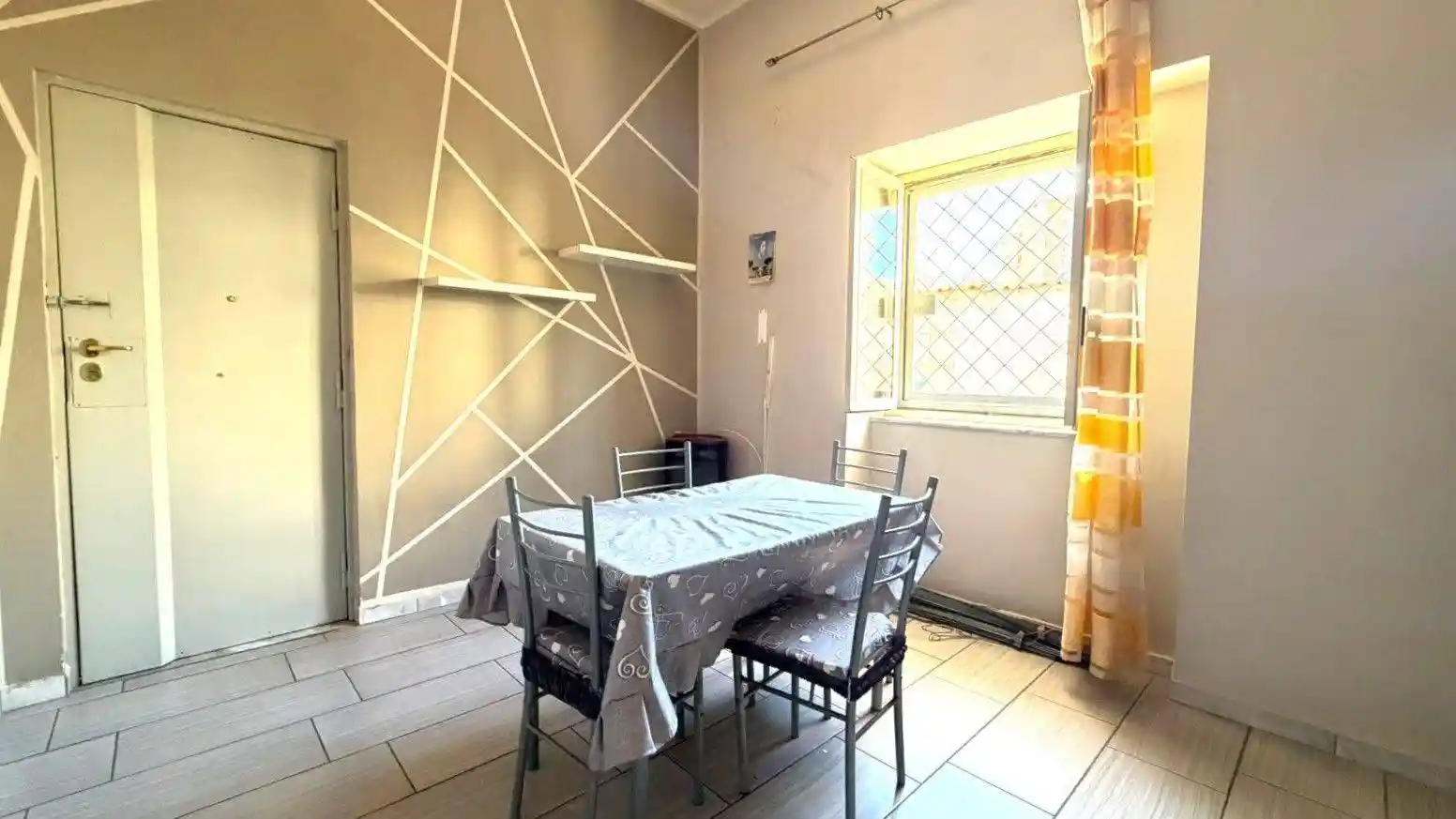 Appartamento in affitto a Napoli