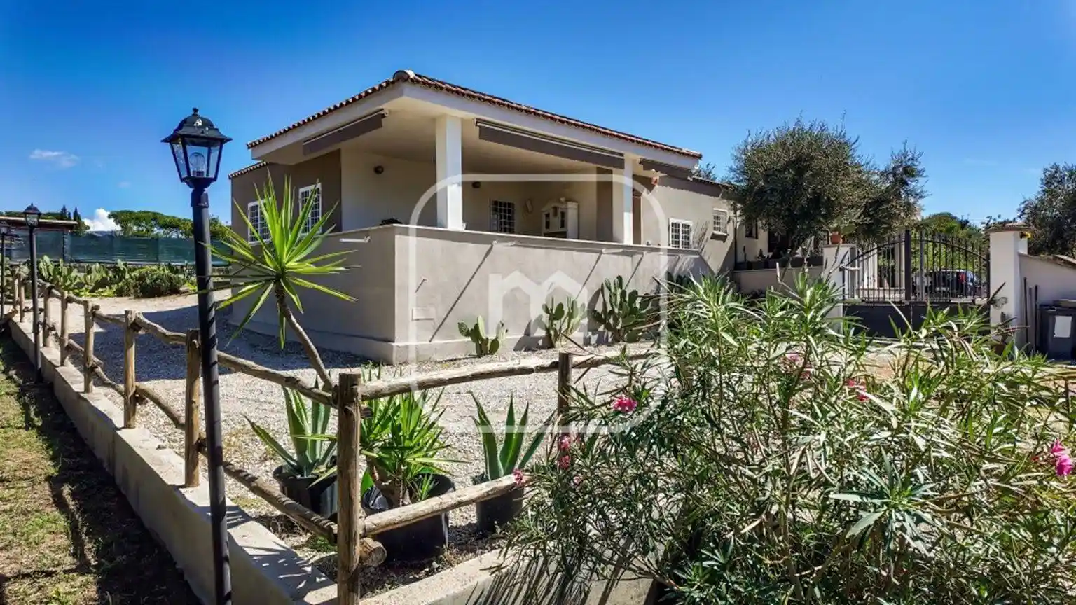 Villa in vendita a Zagarolo
