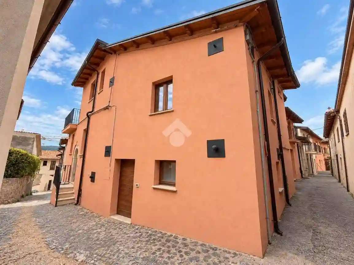 Casa indipendente - foto 2