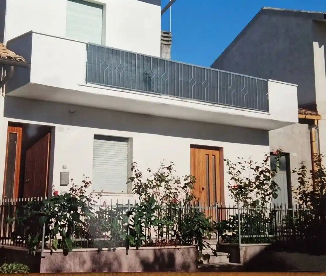 Casa indipendente in vendita a Peglio