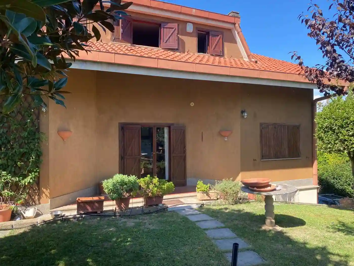 Villa - foto 2