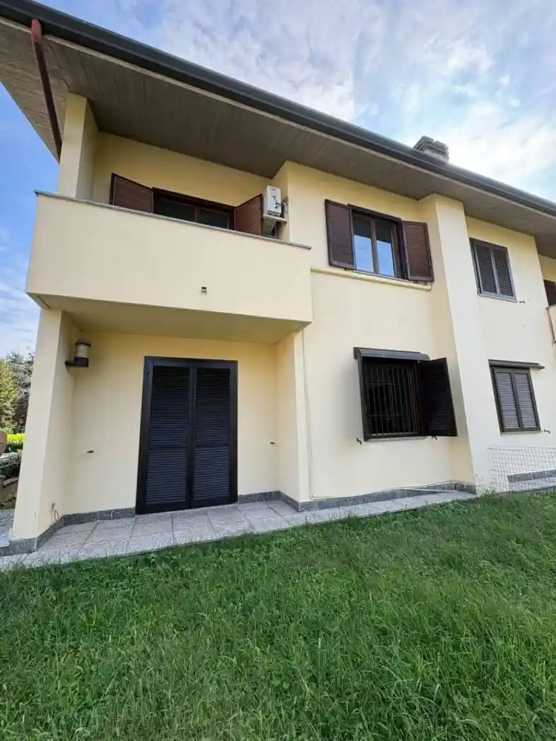 Villetta a schiera in vendita a Cesate