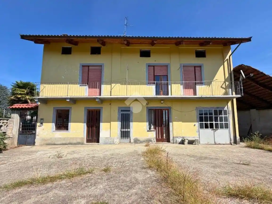 Casa indipendente in vendita a Bianzè