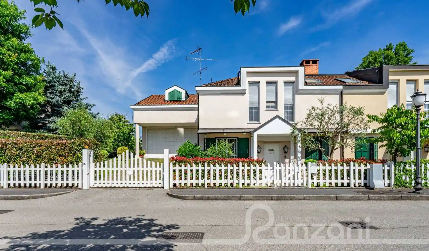 Villa in vendita a Buccinasco