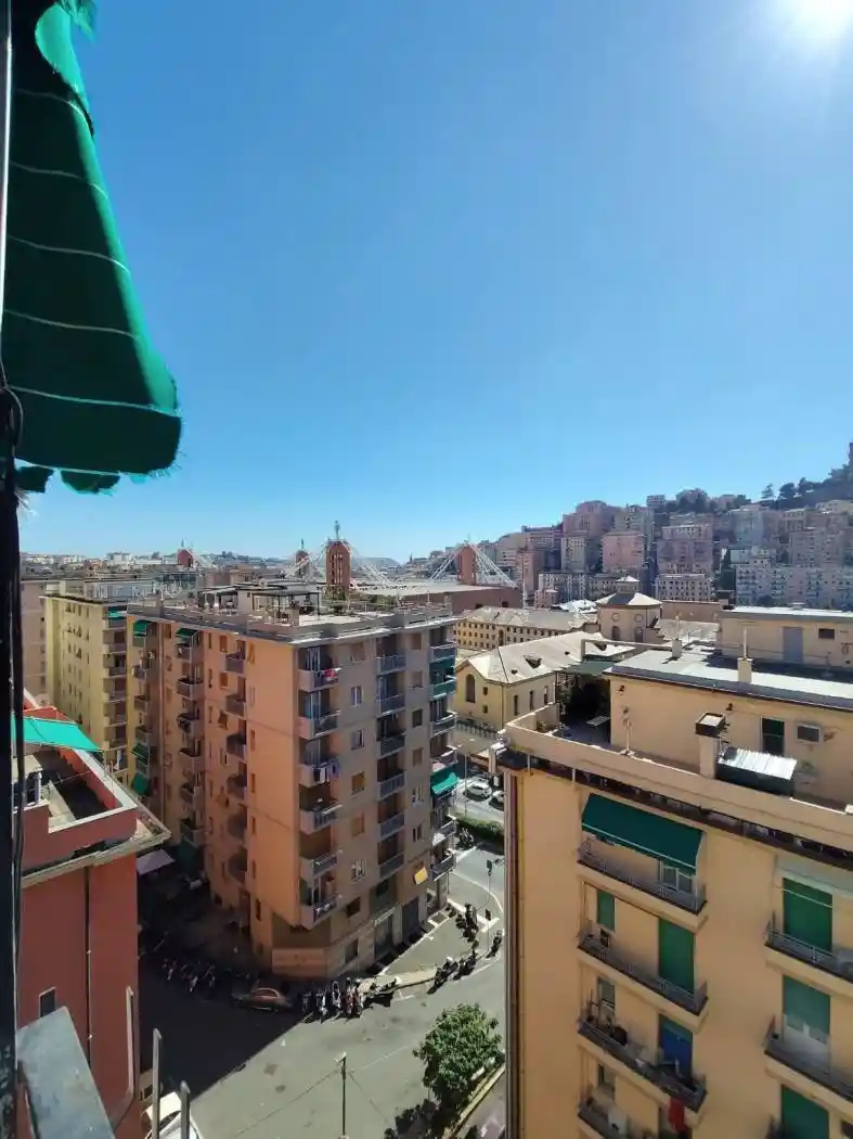 Appartamento in vendita a Genova