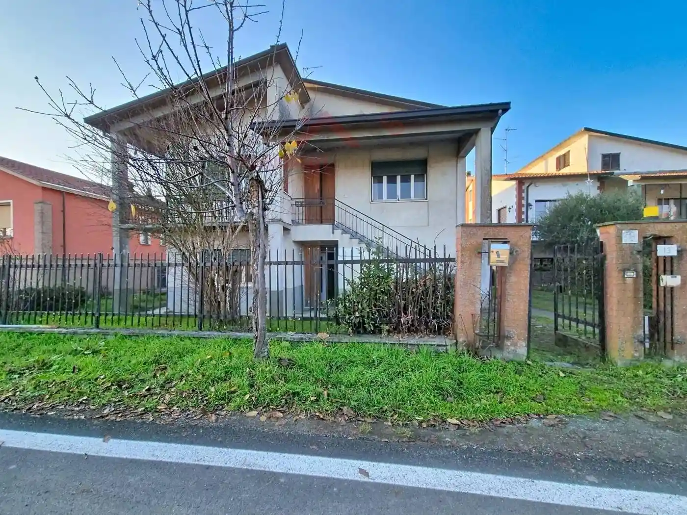 Villa in vendita a Castelletto di Branduzzo