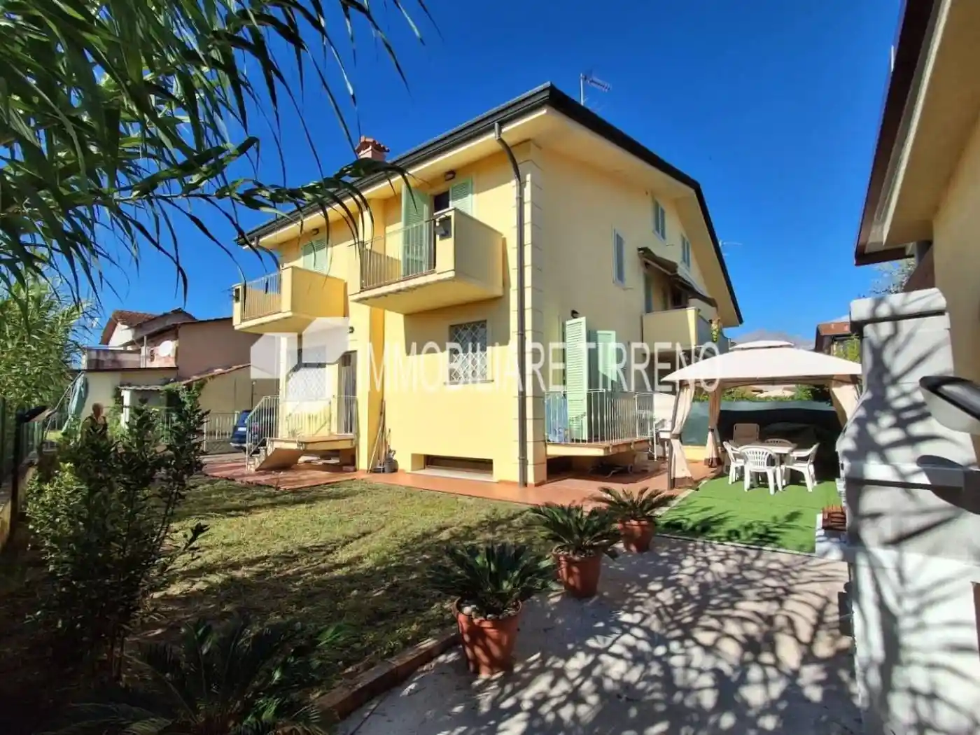 Villetta a schiera in vendita a Massa