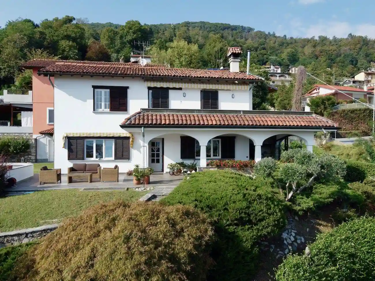Villa - foto 2