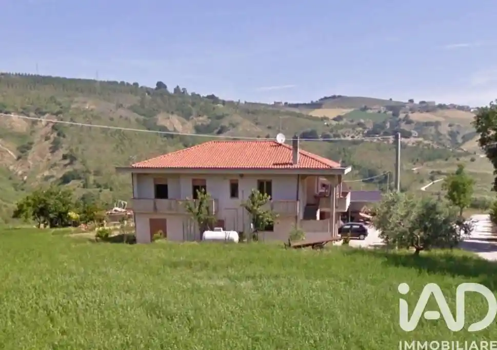 Casa indipendente in vendita a Atri