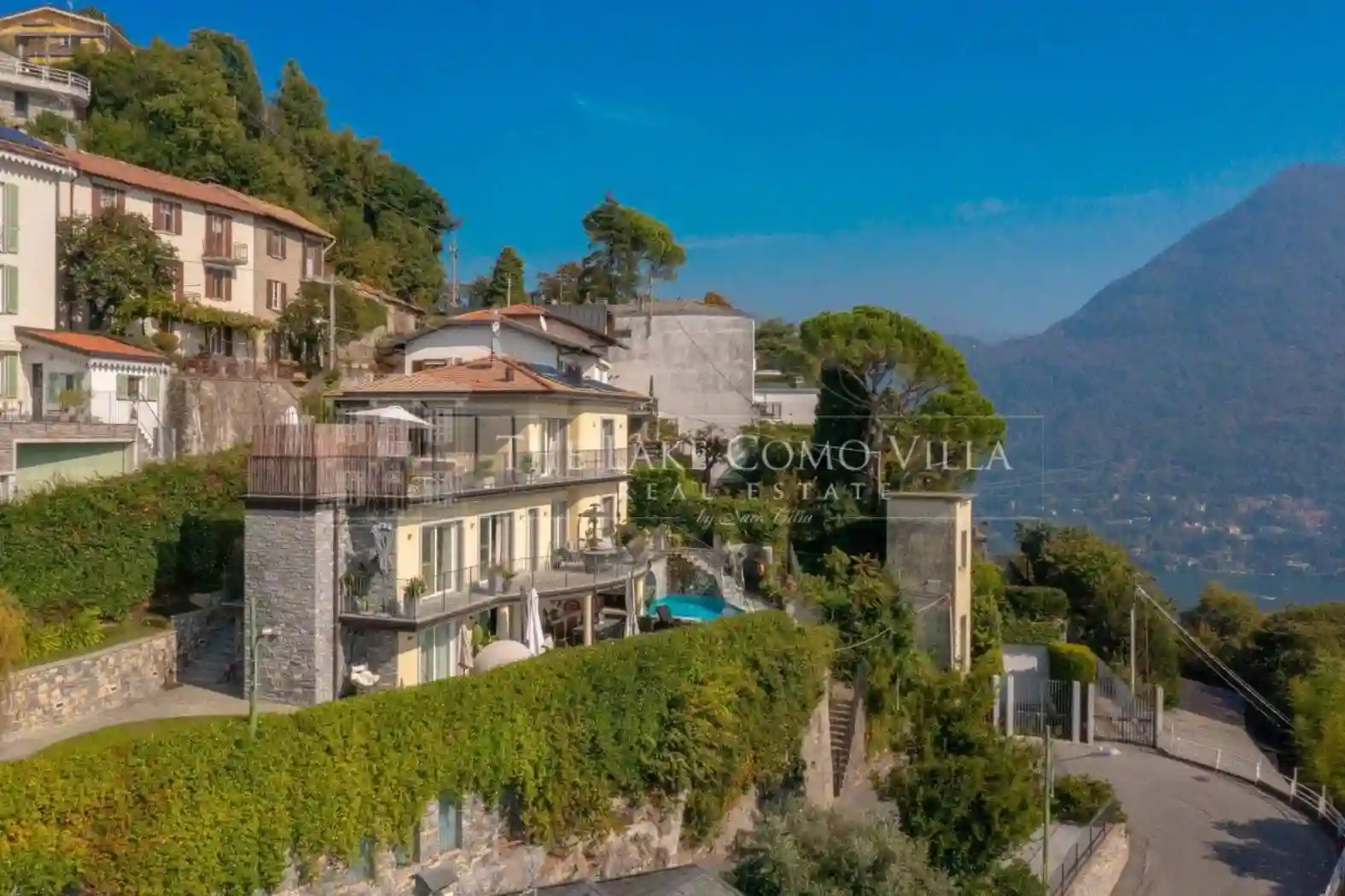 Villa - foto 2