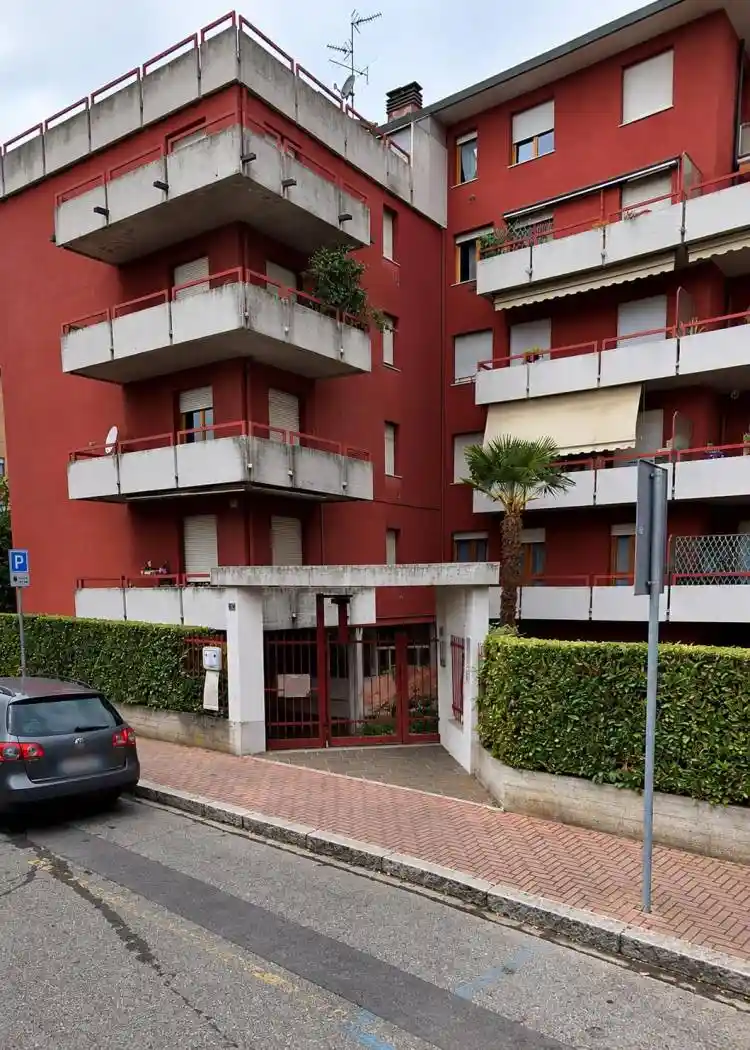 Appartamento in affitto a Desio