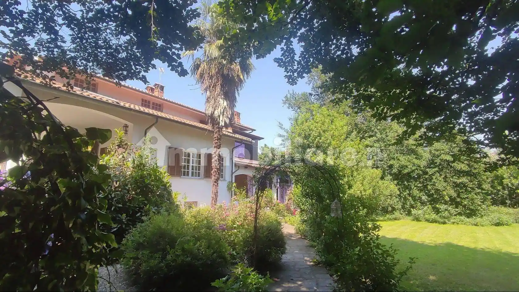 Villa in vendita a Cavour