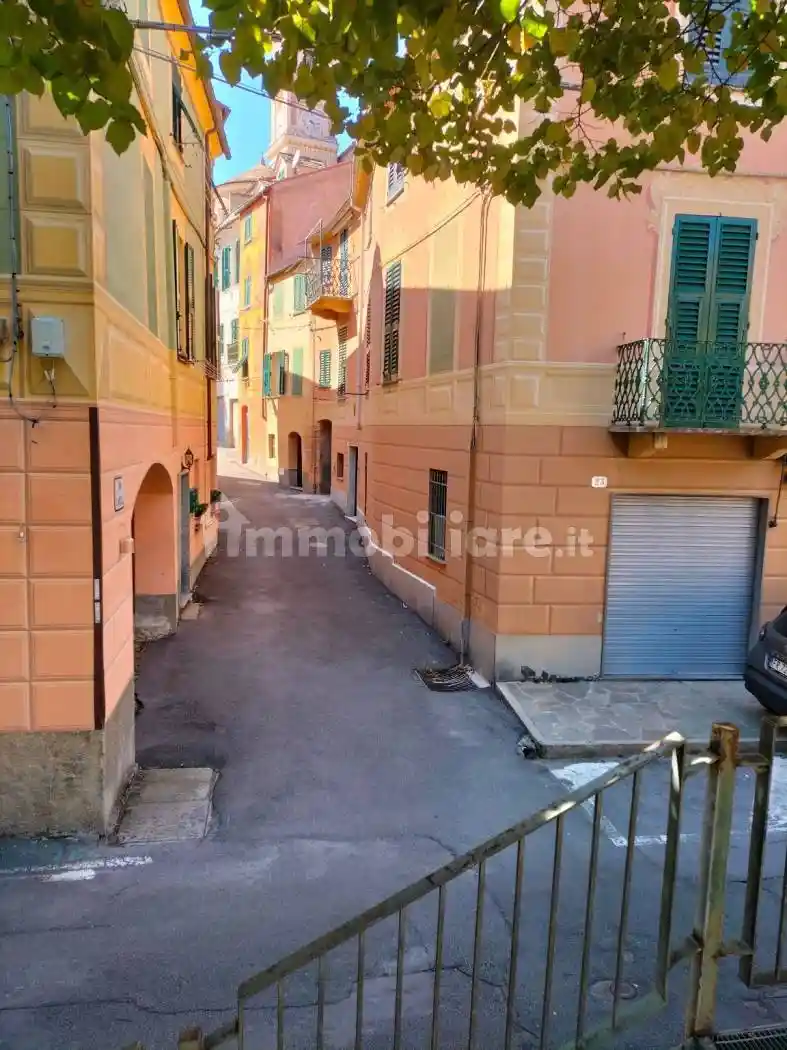 Appartamento in affitto a Albisola Superiore