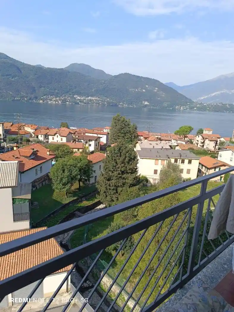 Appartamento in affitto a Lierna