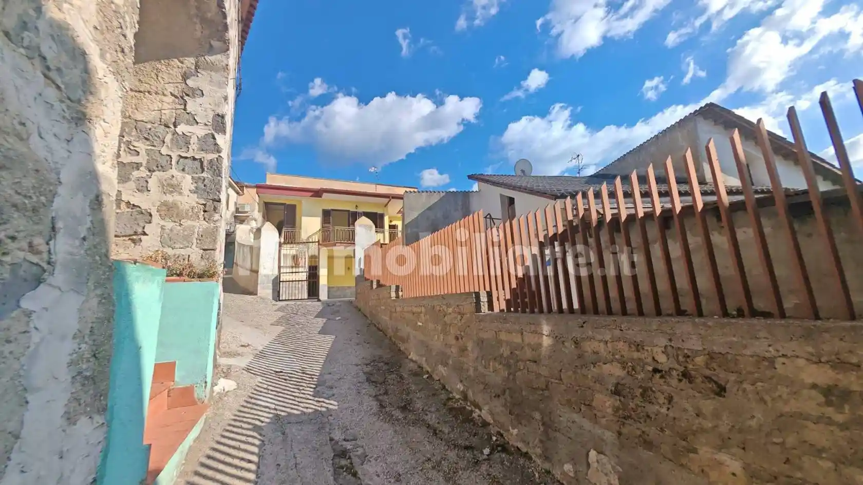 Villa in vendita a Castel Morrone