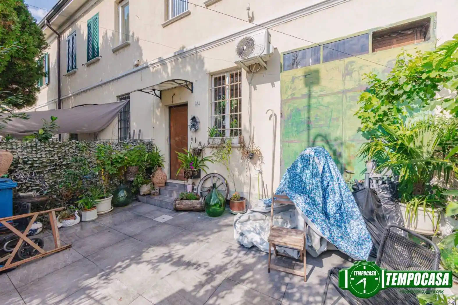 Villa in vendita a Valle Salimbene