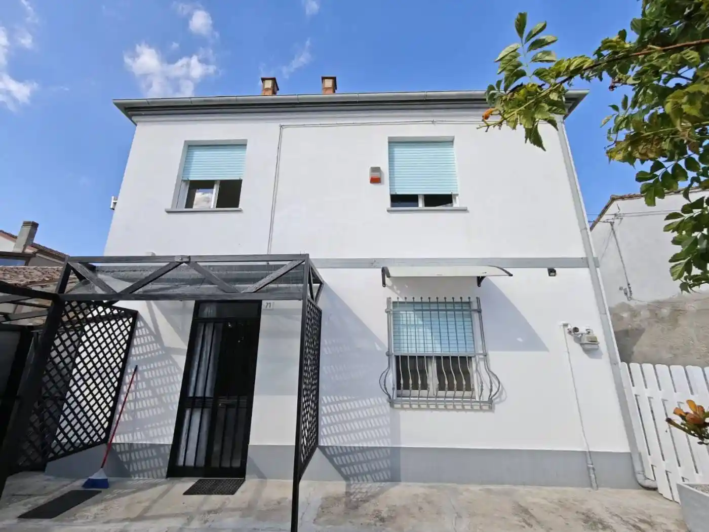 Villa in vendita a Riva del Po