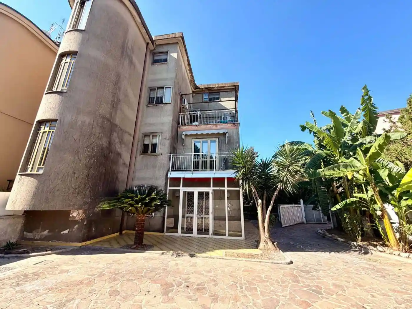 Appartamento in vendita a Salerno