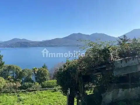 Villa in vendita a Oggebbio