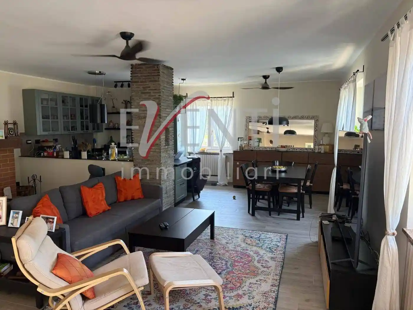 Casa indipendente in vendita a Envie
