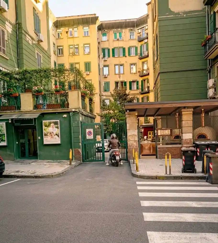 Appartamento in vendita a Napoli