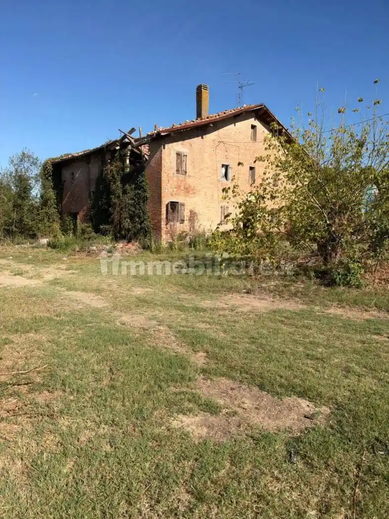 Rustico - Casale in vendita a Castel San Pietro Terme