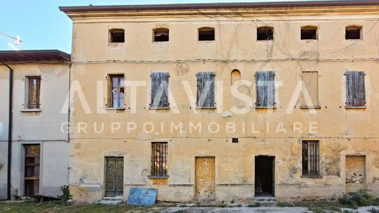 Rustico - Casale in vendita a Lonato del Garda