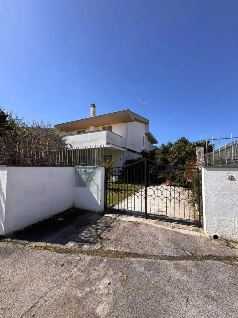 Villa in vendita a Anzio