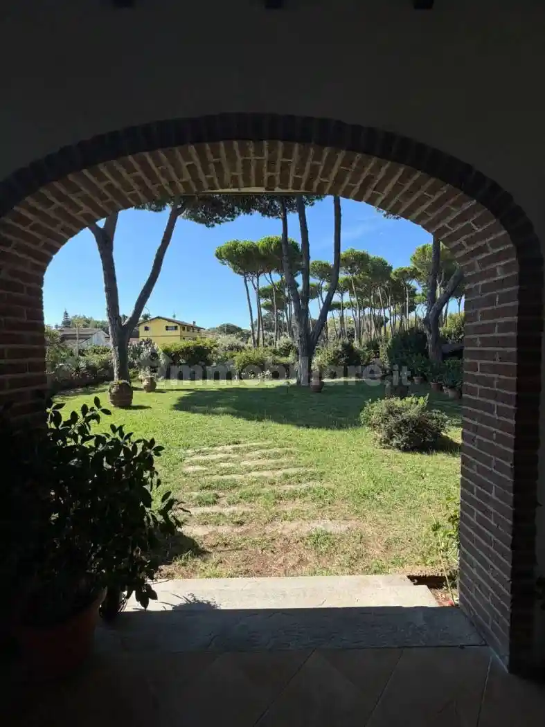 Villa in vendita a Pietrasanta