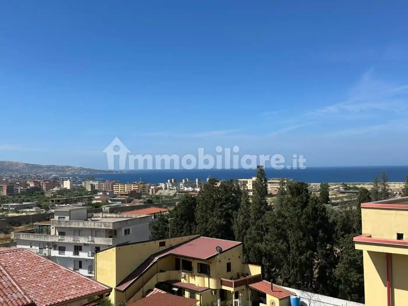 Palazzo - Edificio in vendita a Reggio Calabria