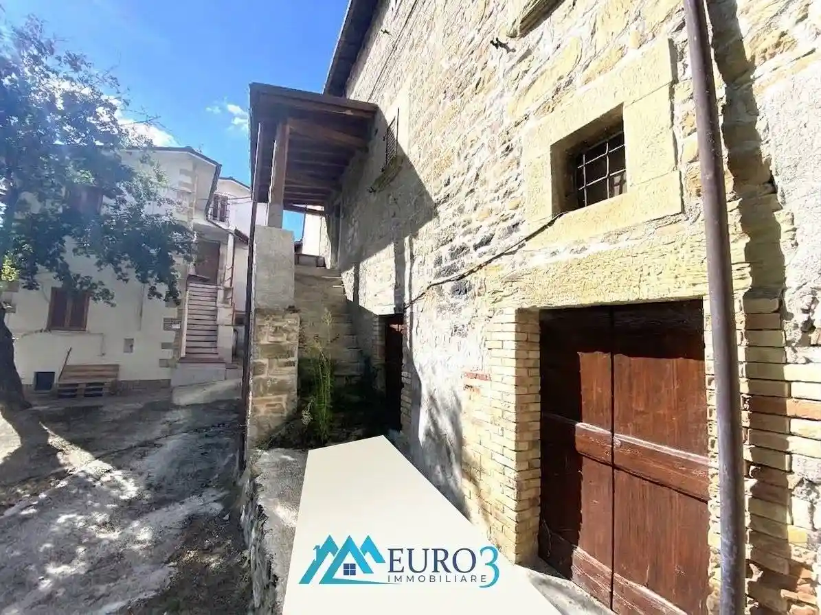 Casa indipendente in vendita a Venarotta